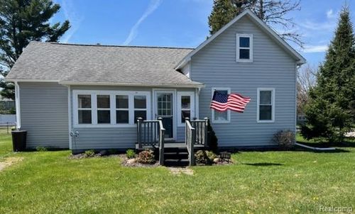 417 Locke St, East Tawas, MI, 48730-1118 | Card Image