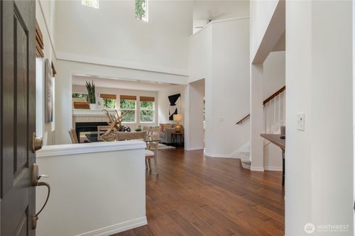 24239 Ne 130th Pl, Redmond, WA, 98053-6271 | Card Image