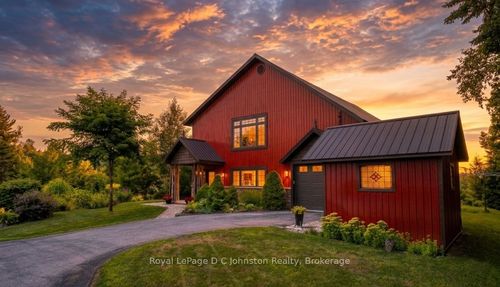 11 Lake Dr, Allenford, ON, N0H1A0 | Card Image