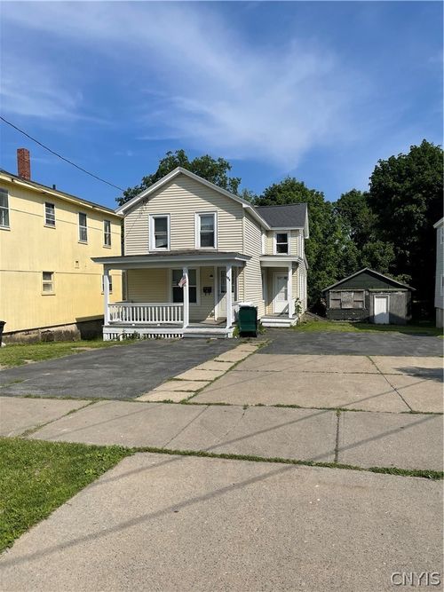 139 W Schuyler St, Oswego, NY, 13126-1353 | Card Image