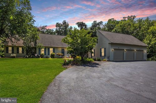 109 Forrest Rd, TELFORD, PA, 18969-2110 | Card Image