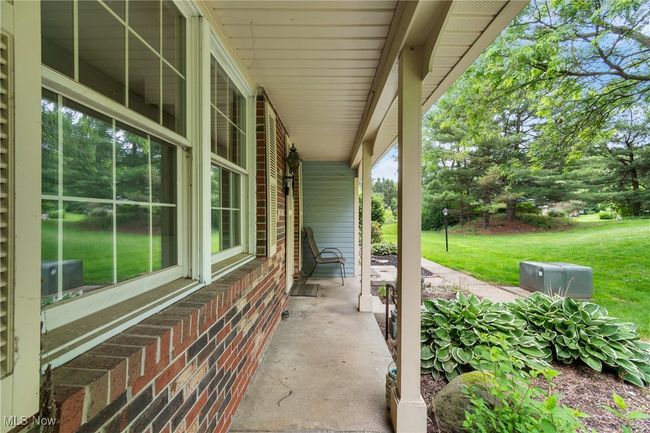 149 Quaker Ridge Dr, Townhouse with 2 bedrooms, 2 bathrooms and null parking in Akron OH | Image 4
