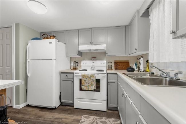 321 - 3420 Frederick Ave, House attached with 2 bedrooms, 2 bathrooms and 1 parking in Vineland ON | Image 9