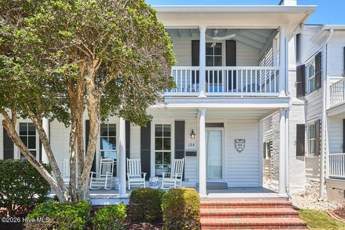 125 Front St, Beaufort, NC, 28516-2143 | Card Image