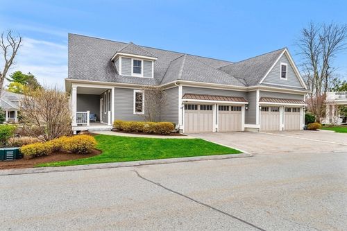13-23 Woodmere Dr, Milton, MA, 02186-2442 | Card Image