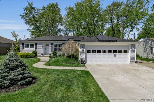 126 Country Pkwy, Amherst, NY, 14221-3844 | Card Image