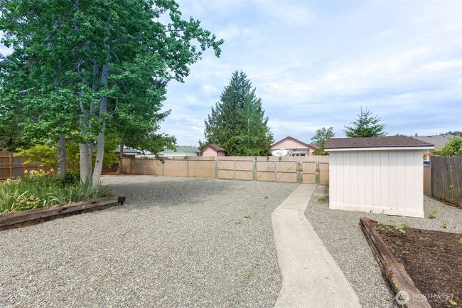 862 E Cedar St, House other with 3 bedrooms, 2 bathrooms and 2 parking in Sequim WA | Image 26