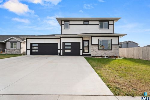 719 Prairieside Trl Trail, Harrisburg, SD, 57032 | Card Image