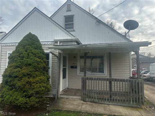 1234 Sackett Ave, Cuyahoga Falls, OH, 44223-2351 | Card Image