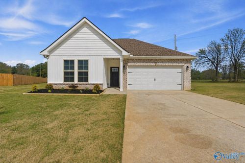 221 Willie Sanders Dr, Madison, AL, 35756-3592 | Card Image