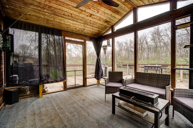 Great place for extra living space! | Image 20