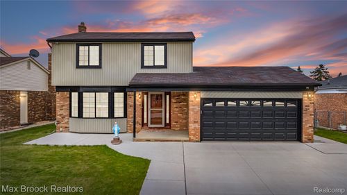 38327 Sleigh Dr, Sterling Heights, MI, 48310-3064 | Card Image
