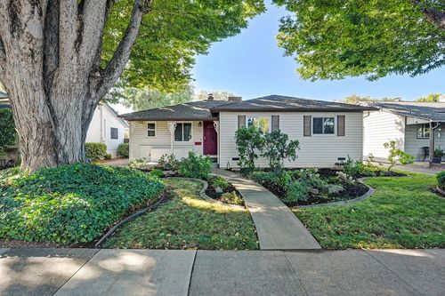 5318 Callister Avenue, Sacramento, CA, 95819 | Card Image