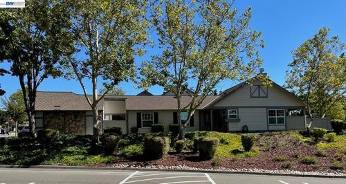 701 Glen Eagle Ct, Danville, CA, 94526-6208 | Card Image