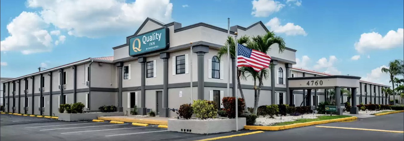 4760 S Cleveland Ave, Fort Myers, FL 33907