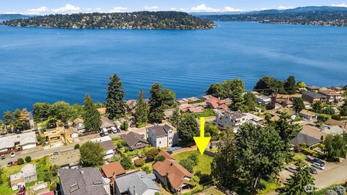 7220 S Ryan St, Seattle, WA, 98178-2618 | Card Image
