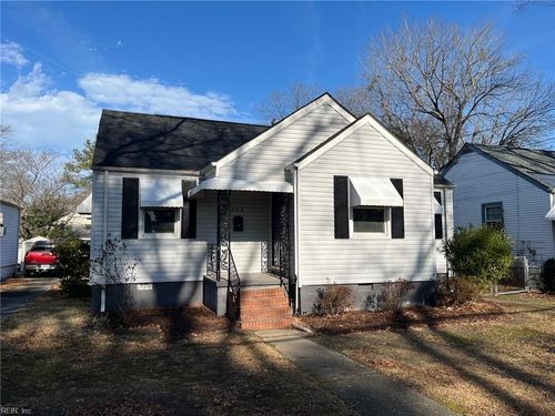 228 E Westmont Ave, Norfolk, VA, 23503-4936 | Card Image