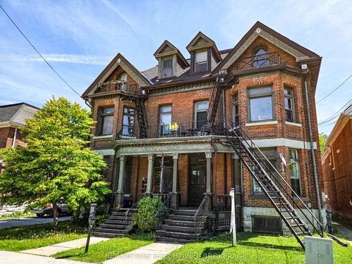 307 Alfred St, Kingston, ON, K7L3S4 | Card Image