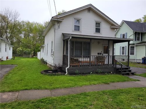 172 Erie St, Lockport, NY, 14094-4630 | Card Image