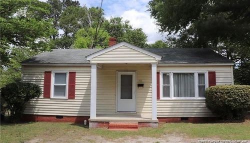 211 Lynn Ave, Fayetteville, NC, 28301-3273 | Card Image