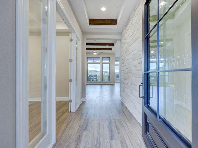Welcome! Enter and feel a sense of luxury! | Image 13
