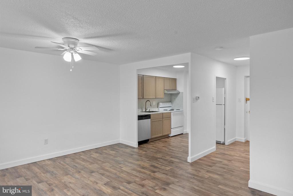 Residential Lease in CHERRY HILL