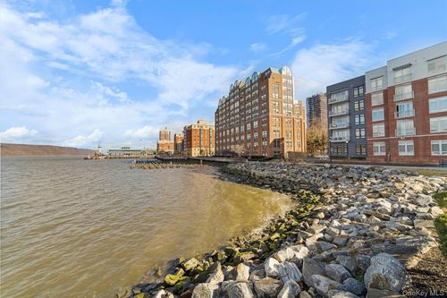 8g-23 Water Grant St, Yonkers, NY, 10701-3587 | Card Image