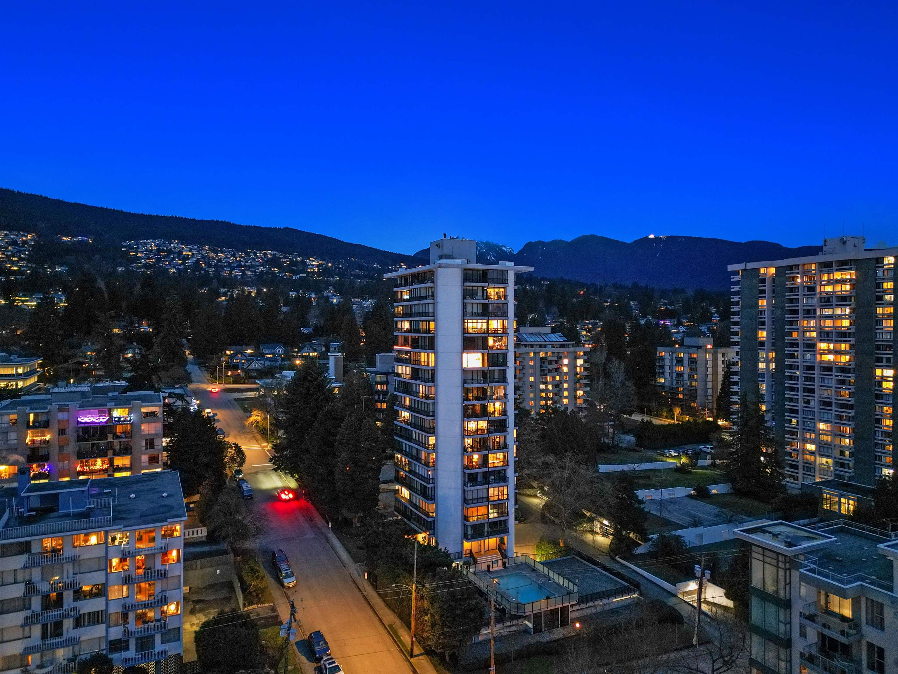 1102 - 650 16 Th Street, Condo with 1 bedrooms, 1 bathrooms and 1 parking in West Vancouver BC | Image 25