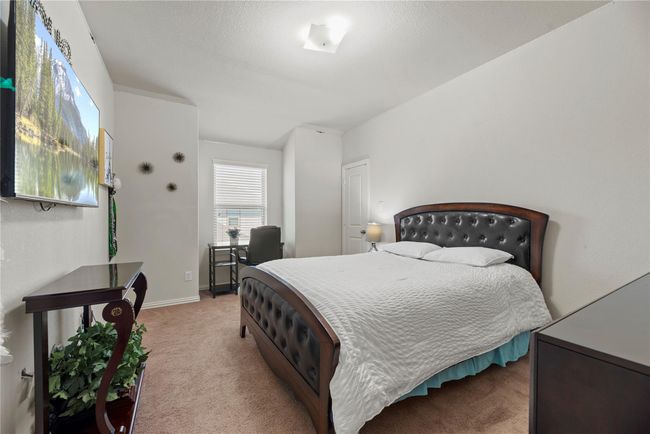 Whether a tiny princess or a little prince, every child would enjoy having such an attractive and big bedroom. Soft carpet ensures safe play, while the ceiling fan keeps them cool and happy. | Image 31