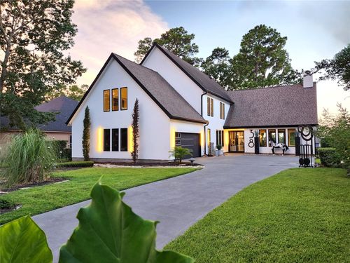 38 Fairway Park, Montgomery, TX, 77356-8377 | Card Image