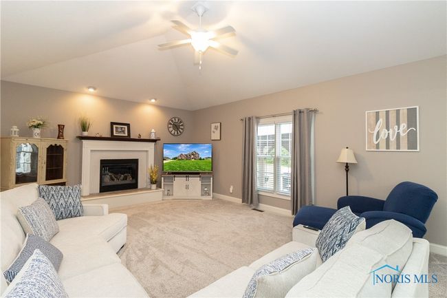 6750 Blue Stone Ct, House other with 4 bedrooms, 3 bathrooms and 2 parking in Whitehouse OH | Image 5