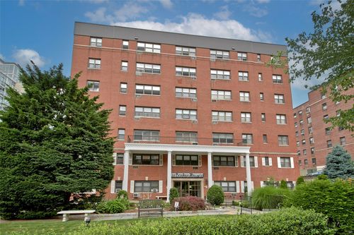 apt-6k-33 Barker Ave, White Plains, NY, 10601-1656 | Card Image