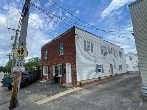 140 N West St, Crown Point, IN, 46307 | Card Image