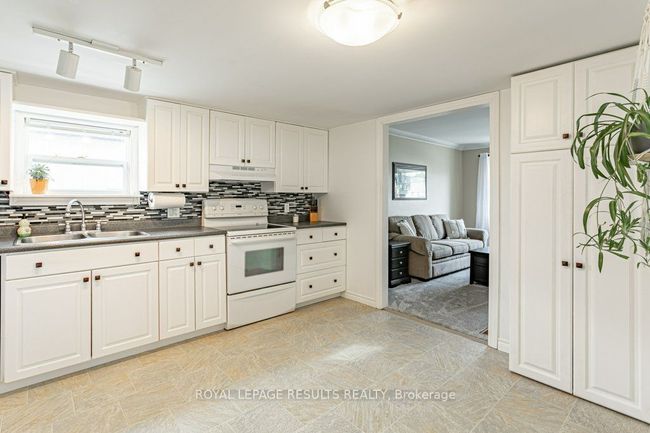 10 Willowdale Avenue, House other with 2 bedrooms, 1 bathrooms and 5 parking in Malahide ON | Image 7