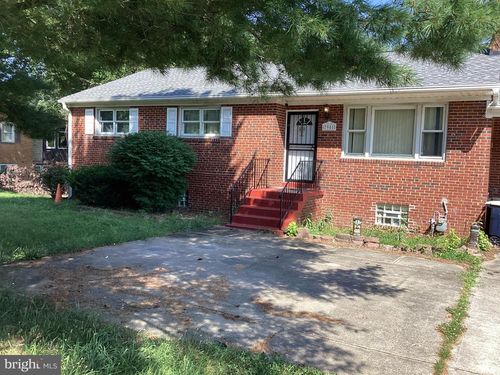 7901 Woodyard Rd, CLINTON, MD, 20735-1962 | Card Image