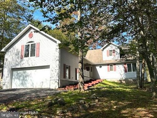 2170 Pine Valley Dr, Tobyhanna, PA, 18466-8073 | Card Image