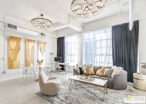 apt-309-939 S Broadway, Los Angeles, CA, 90015-4484 | Card Image