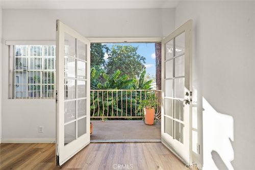 1145 Roswell Ave, Long Beach, CA, 90804-5904 | Card Image