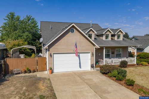 896 29th Ave, Sweet Home, OR, 97386-2937 | Card Image