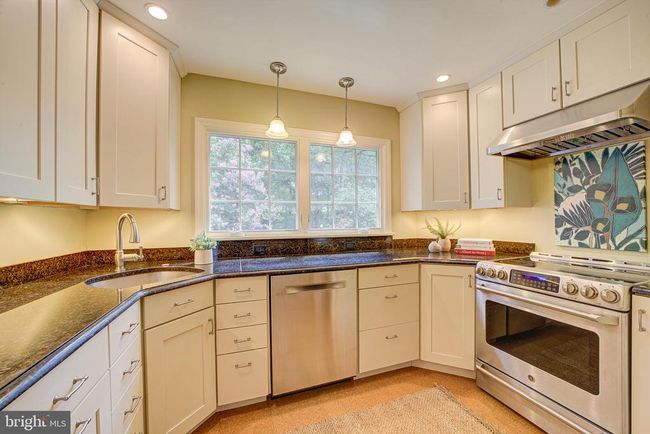 6717 44 Th Ave, House other with 3 bedrooms, 4 bathrooms and null parking in UNIVERSITY PARK MD | Image 7