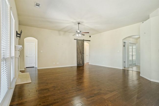 116 Springwood Ranch Loop, House other with 4 bedrooms, 2 bathrooms and null parking in Springtown TX | Image 6