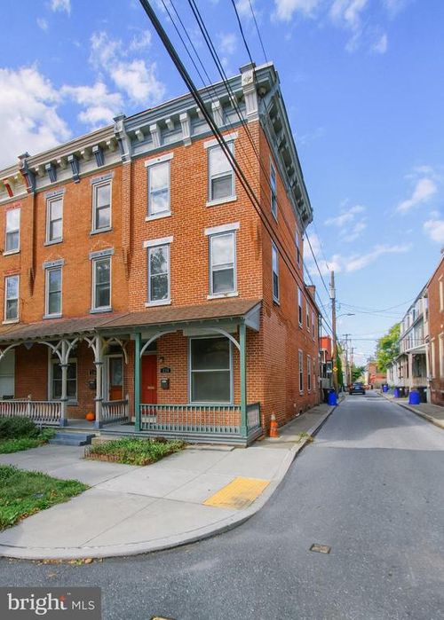 238 Muench St, HARRISBURG, PA, 17102-2230 | Card Image