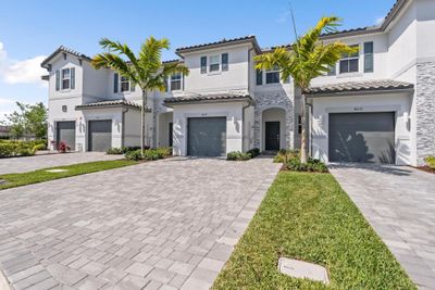 4614 Nw 120th Way, Townhouse with 3 bedrooms, 2 bathrooms and null parking in Coral Springs FL | Image 2