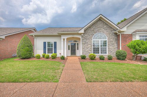 7002 Sunrise Cir, Franklin, TN, 37067-8300 | Card Image
