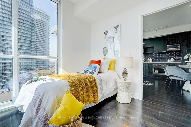1102 - 52 Forest Manor Rd, Condo with 2 bedrooms, 2 bathrooms and 1 parking in North York ON | Image 30