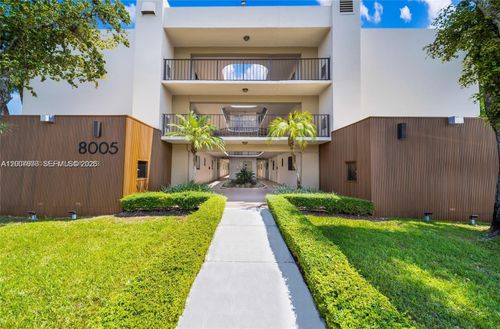 317-8005 Sw 107th Ave, Miami, FL, 33173-4813 | Card Image