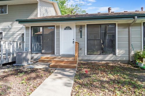 2604 Shenandoah Ln N, Plymouth, MN, 55447-1911 | Card Image