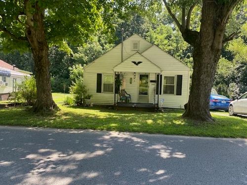 228 N Cherry St, Greenville, KY, 42345-1310 | Card Image