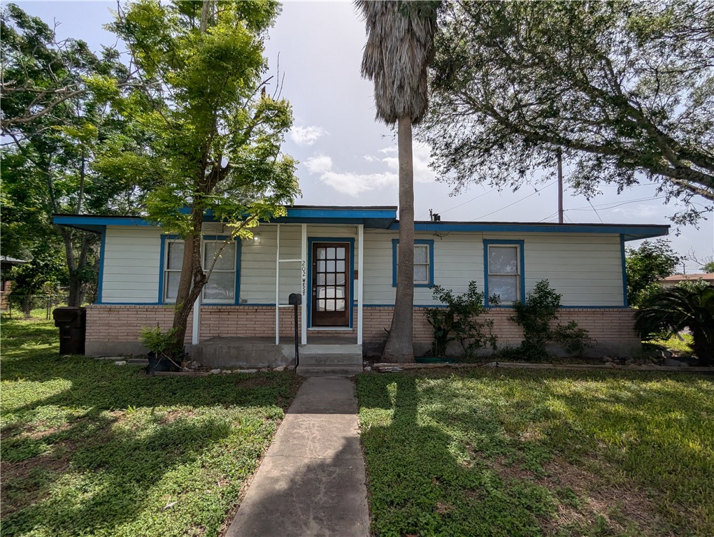 Fairview Dr, Kingsville, TX 78363