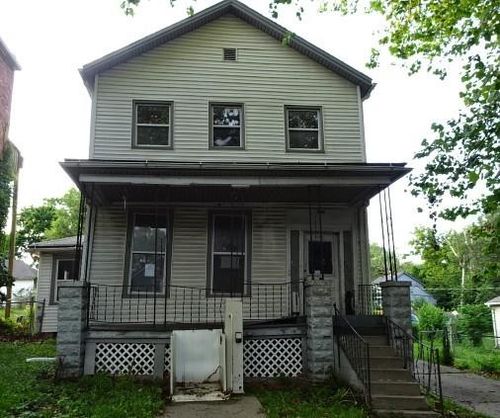426 Pottawatomie St, Leavenworth, KS, 66048-1908 | Card Image